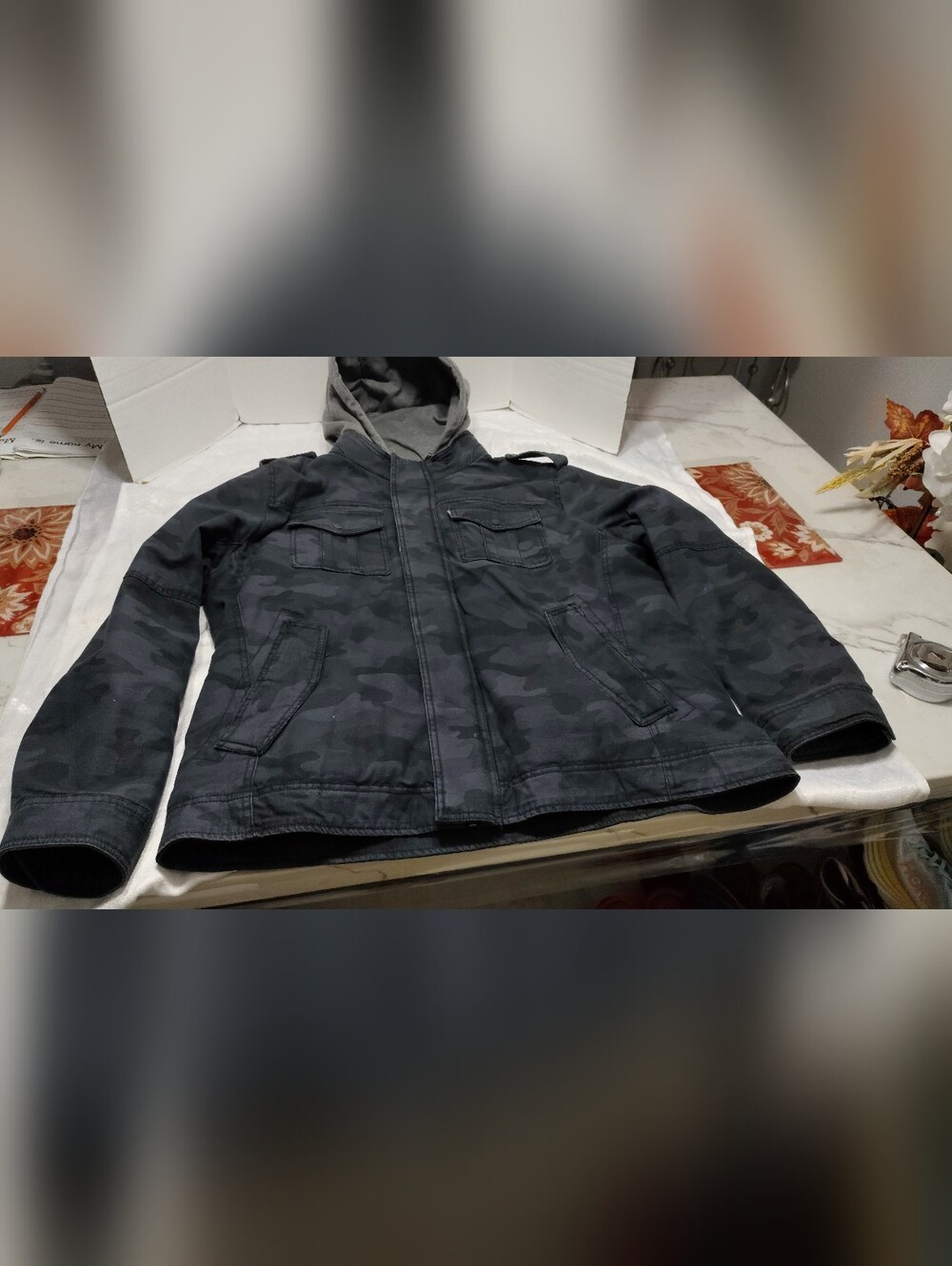 Levi's Hooded Military, Men - XL , Field Jacket Perfect Condition - Picture 6 of 13